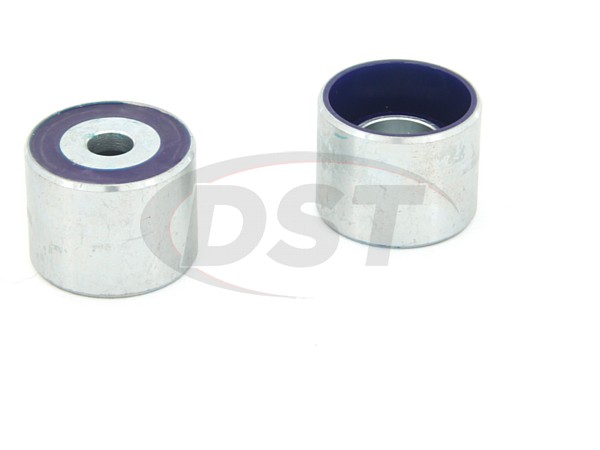 Rear Differential to Subframe Mount Bushing Set