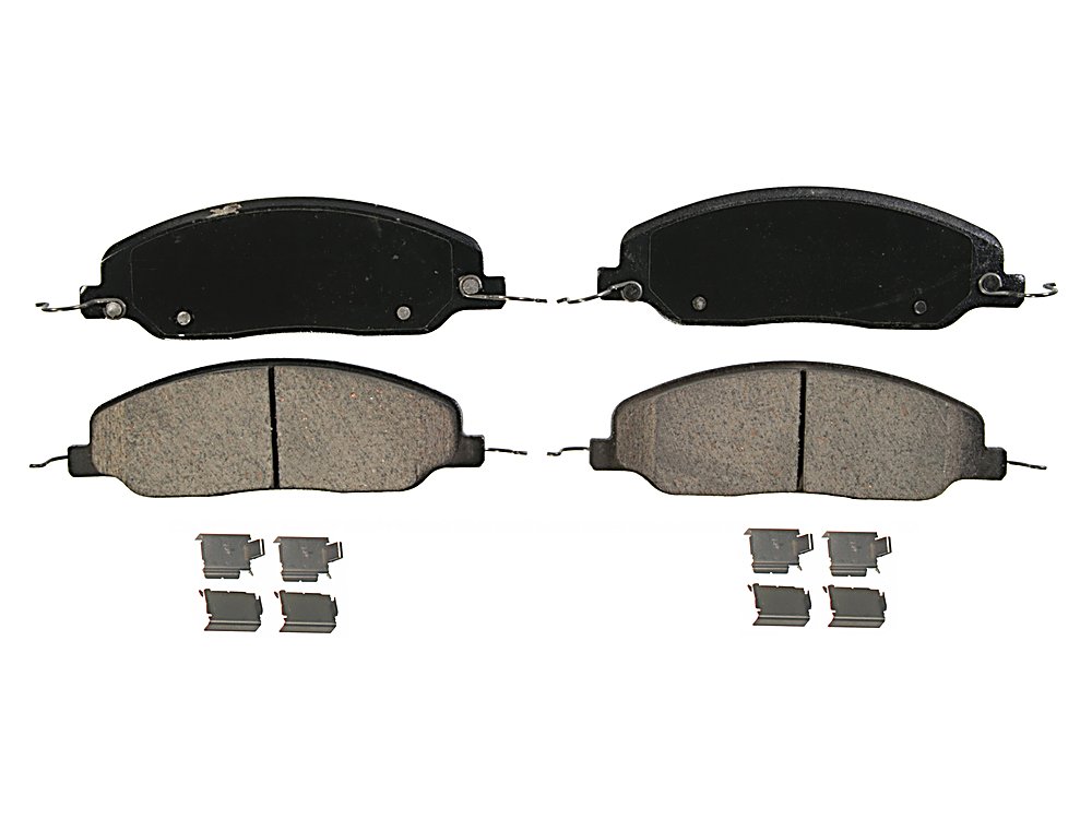 Front Brake Pads - Ceramic - QuickStop