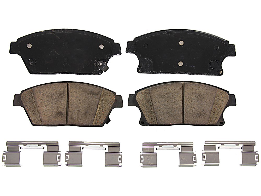 Front Brake Pads - Ceramic - QuickStop