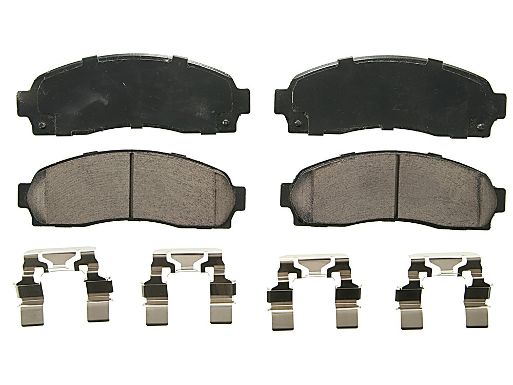 Front Brake Pads - Ceramic - QuickStop